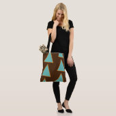 Retro Fun Triangles Light Blauwgroen en Salmon op  Tote Bag (Op model)