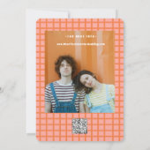 Retro Funky Blauwe Roze Bewaar de Datum QR-code Save The Date (Achterkant)