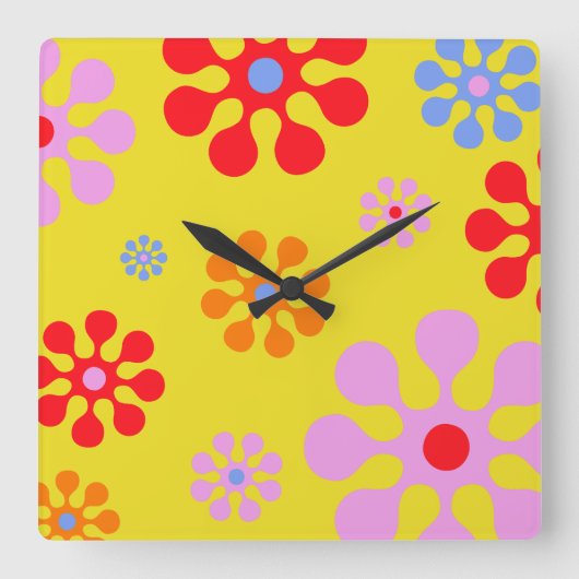 Retro Funky Flower Pattern Yellow Wall klok (Voorkant)