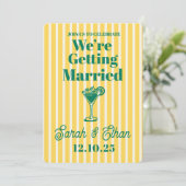 Retro Funky Gestreepte Groen Gele Bruiloft Kaart (Staand voorkant)