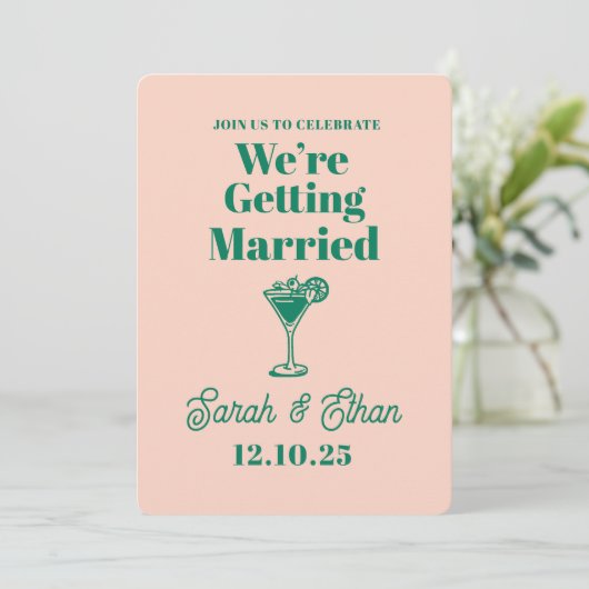 Retro Funky Gestreepte Groen Gele Bruiloft Kaart (Staand voorkant)