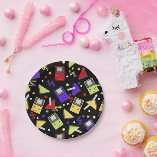 Retro gaming in het zwart papieren bordje (Feest)