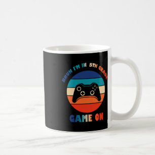 Retro gast ik zit in groep 7 gamer ck naar school koffiemok