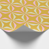 Retro Geel en Roze Mid Century Modern Patroon Cadeaupapier (Hoek)