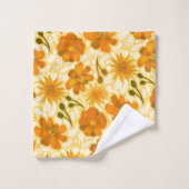 Retro Geel en Sinaasappel Bloemen met 70s Vibes Bad Handdoek (Wasdoekje)