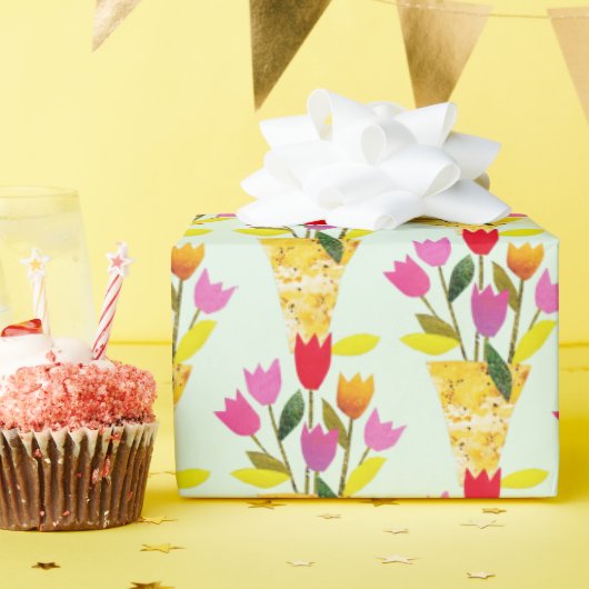 Retro-geïnspireerde tulpen met de hand geïllustree cadeaupapier (Verjaardagsfeest)