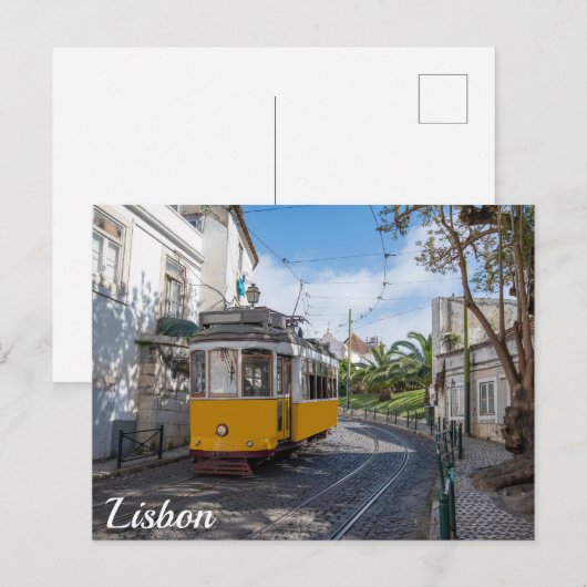 Retro gele tram op straat in Lissabon, Portugal Briefkaart (Voorkant / Achterkant)