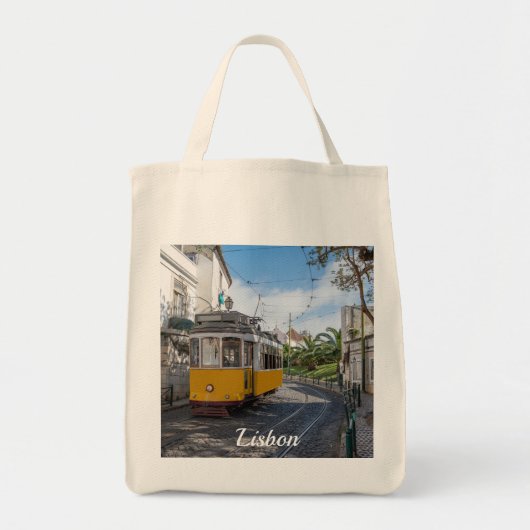 Retro gele tram op straat in Lissabon, Portugal Tote Bag (Voorkant)