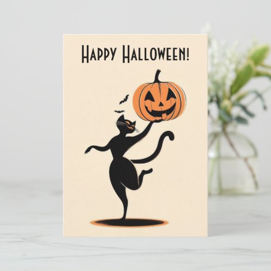 Retro Gelukkig Halloween Dansende Zwarte Kat Pompo Feestdagenkaart (Staand voorkant)