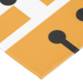 Retro Geometric Art Maze Oranje Tafelkleed (Gekanteld)