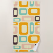 Retro geometric pattern in light beige background strandlaken (Voorkant)