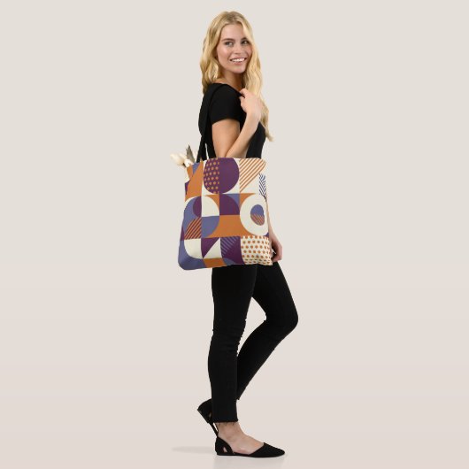 Retro Geometric Pattern Tote Bag (Op model)