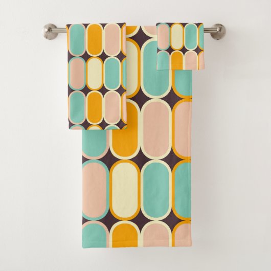 Retro geometric pattern with vertical ovals bad handdoek (Insitu)