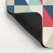 Retro Geometric Red en Blue Triangles Pattern Muismat (Hoek)