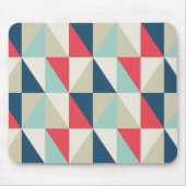 Retro Geometric Red en Blue Triangles Pattern Muismat (Voorkant)