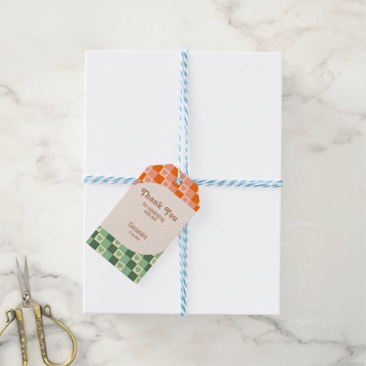 Retro geruit hart groen Sinaasappel Verjaardag Cadeaulabel (Met Touw)