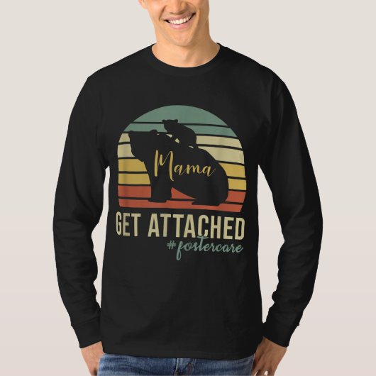 Retro Get Attached Foster Care Mama Beer Cub A T-shirt (Voorkant)