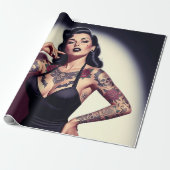 Retro Getatoeëerde Pin-up Cadeaupapier (Uitgerold)
