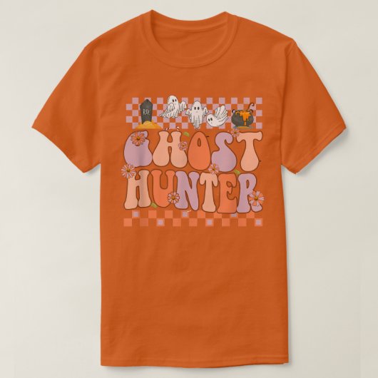 Retro Ghost Hunter Groovy Halloween Pumpkin Spooky T-shirt (Design voorkant)