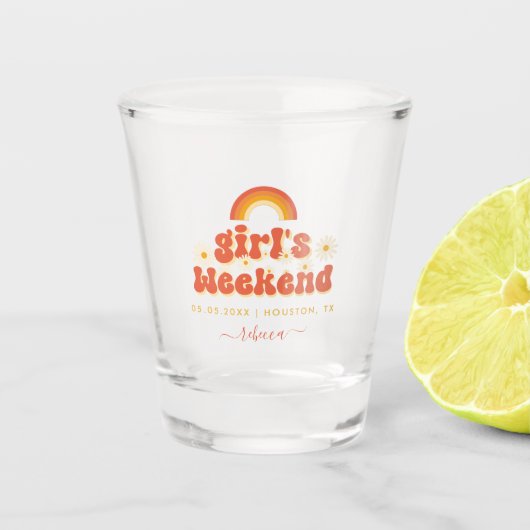 Retro Girl Weekend Persoonlijke Bachelorette Favor Shot Glas (Voorkant)
