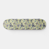 Retro Girly Blue Butterfly Pattern Skateboard (Horizontaal)