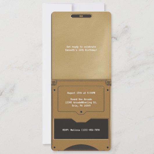 Retro Gold Handheld Gaming II Birthday Invitation Kaart (Achterkant)