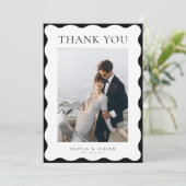 Retro golvende zwart-wit foto W Note bruiloft Bedankkaart (Staand voorkant)