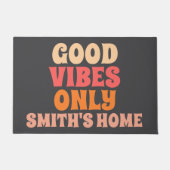 Retro Good Vibes Only Personaliseer Naam Deurmat (Voorkant)