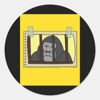 Retro gorilla aap achter de tralies gevangenis ronde sticker