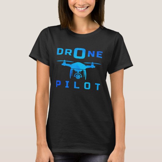 Retro Graphic Drone Flying Quadcopter Pilot RC Dro T-shirt (Voorkant)