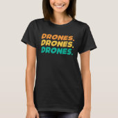 Retro Graphic Drone Flying Quadcopter Pilot RC Dro T-shirt (Voorkant)
