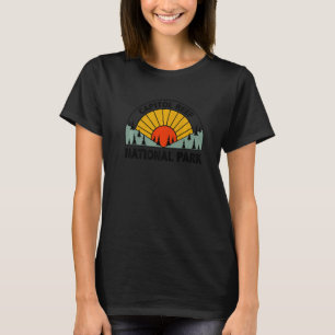 Retro Graphic Reizen Capitool Reef Nationaal Park T-shirt