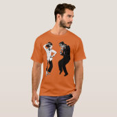 Retro grappig Frankenstein-monster en bruid dansen T-shirt (Voorkant volledig)