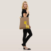 Retro grappige Giraffe van pastelbloemen Tote Bag (Op model)