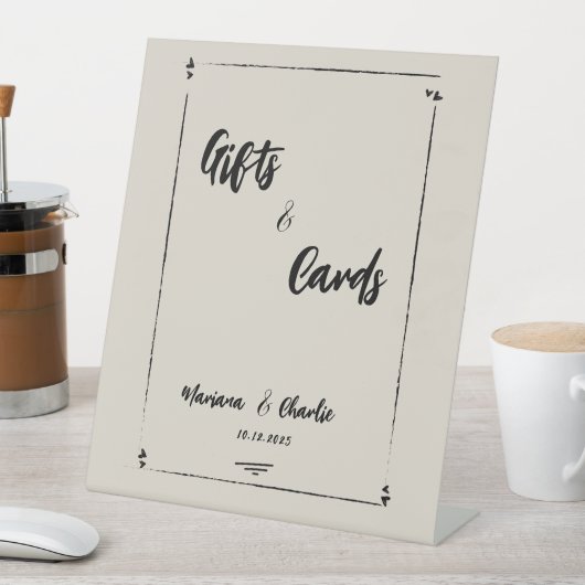 Retro Grey Hand Drawn Illustrated Gift & Cards Reclamebord Met Voetstuk (Insitu)