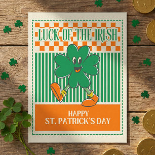 Retro groene oranje wandelende shamrock St Patrick Briefkaart