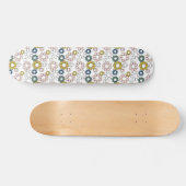 Retro Groovy 60s 70s Floral Skateboard (Horizontaal)