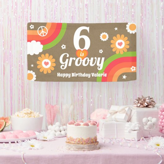Retro Groovy 6de Verjaardag Kraft Papier Textuur Spandoek (Feest)