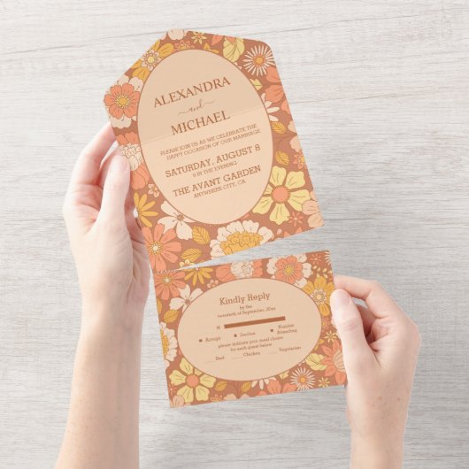 Retro Groovy 70's Gemuteerde tenteenbruiloft All In One Uitnodiging (Afscheurbaar)