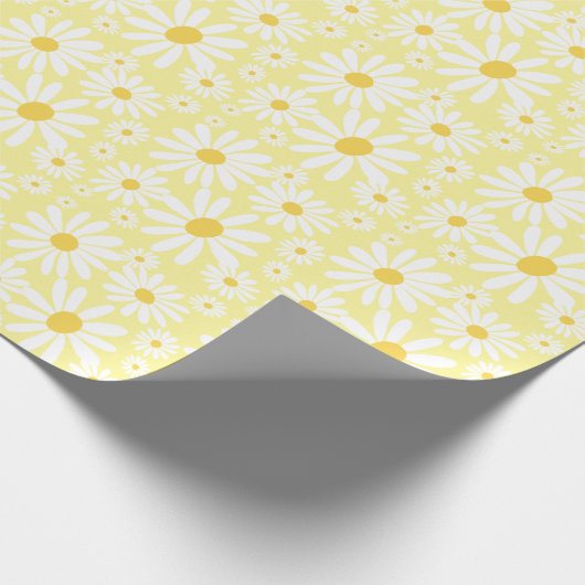 Retro Groovy Daisies Spring Pattern Pastel Yellow Cadeaupapier (Hoek)