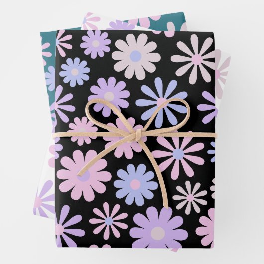 Retro Groovy Daisies Zacht Roze Blauw Paarse Inpakpapier Vel (In situ)