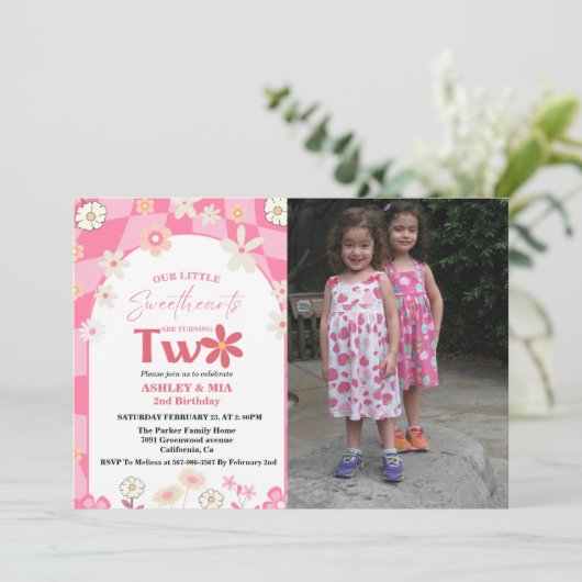 Retro Groovy Daisy Boho Twin 2e verjaardag Kaart (Staand voorkant)