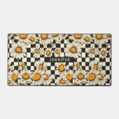 Retro Groovy Daisy Checkerboard gepersonaliseerde Bureaumat (Voorkant)