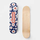 Retro Groovy Daisy Pattern Name Blue Persoonlijk Skateboard (Voorkant)