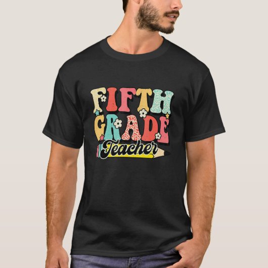 Retro Groovy Fifth Grade Docent Eerste Dag 5e Gra T-shirt (Voorkant)