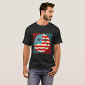 Retro Groovy Fourth 4th Of July Smile Checkered Wo T-shirt (Voorkant volledig)