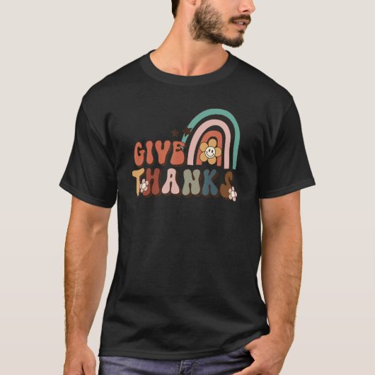 Retro Groovy Give Thanks Rainbow Flower Fall Thank T-shirt (Voorkant)