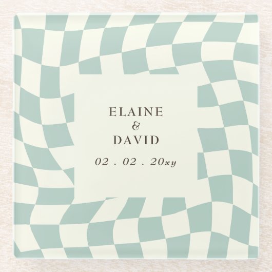 Retro Groovy Groen Checkerboard Bruiloft Glazen Onderzetter (Voorkant)