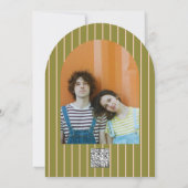 Retro Groovy Kleurrijke Wavy Boho Bruiloft QR Code Kaart (Achterkant)