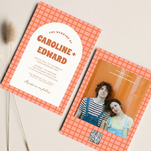 Retro Groovy Kleurrijke Wavy Boho Bruiloft QR Code Kaart